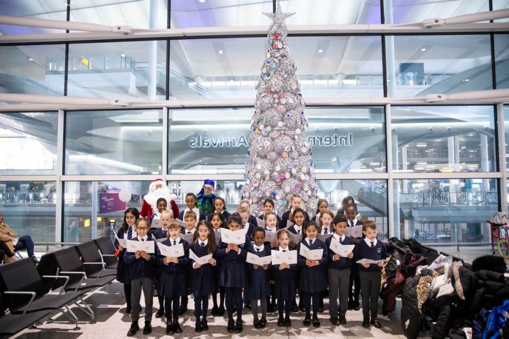 Christmas Activity at London Airport for American travelers 